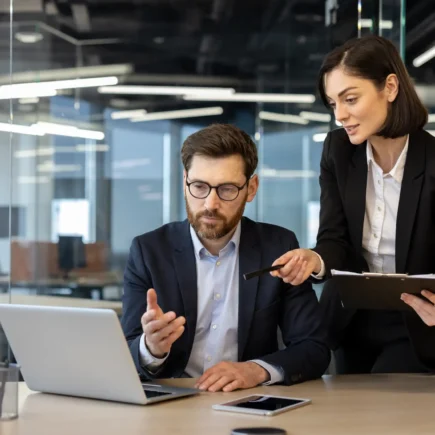 Marknadskommunikatör